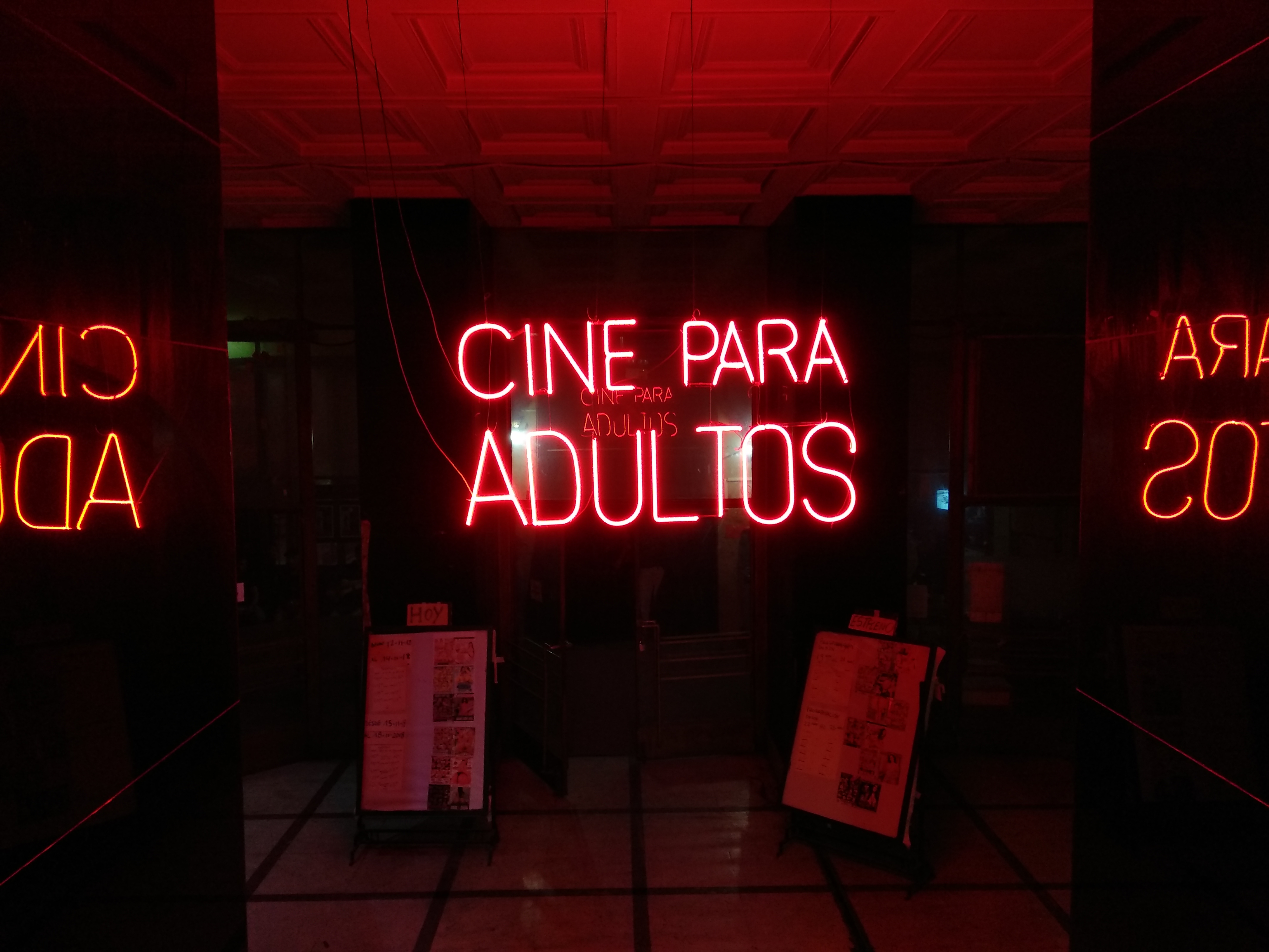 Cine Para Adultos to moan