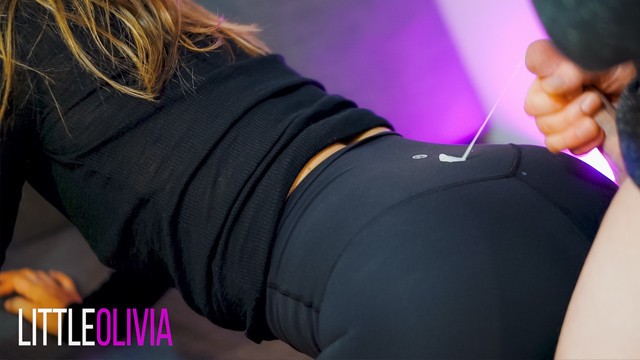 chelsi angeles add cum on yoga pants com photo