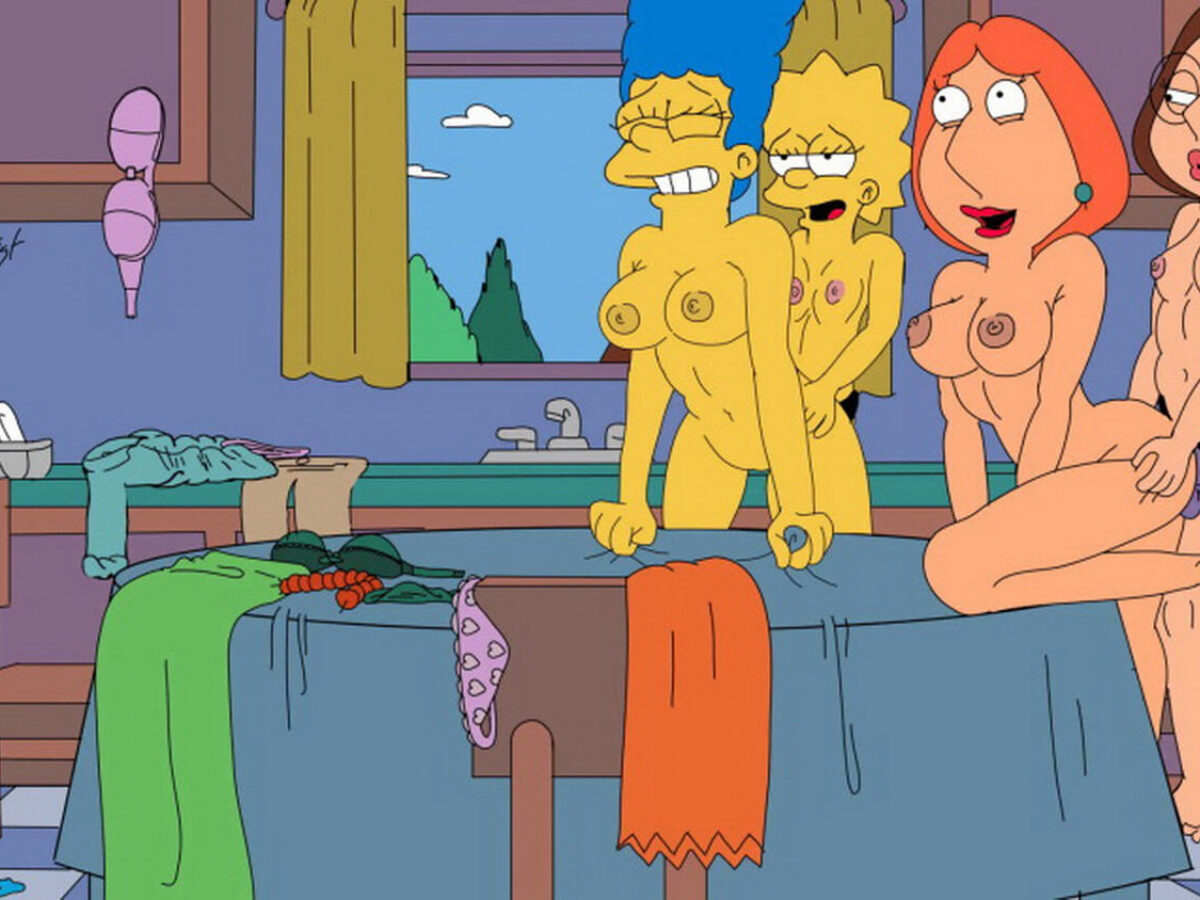 Lois Griffin Lesbian Porn hijab masturbates