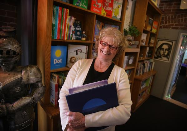 dalila roman recommends Adult Book Store Redlands