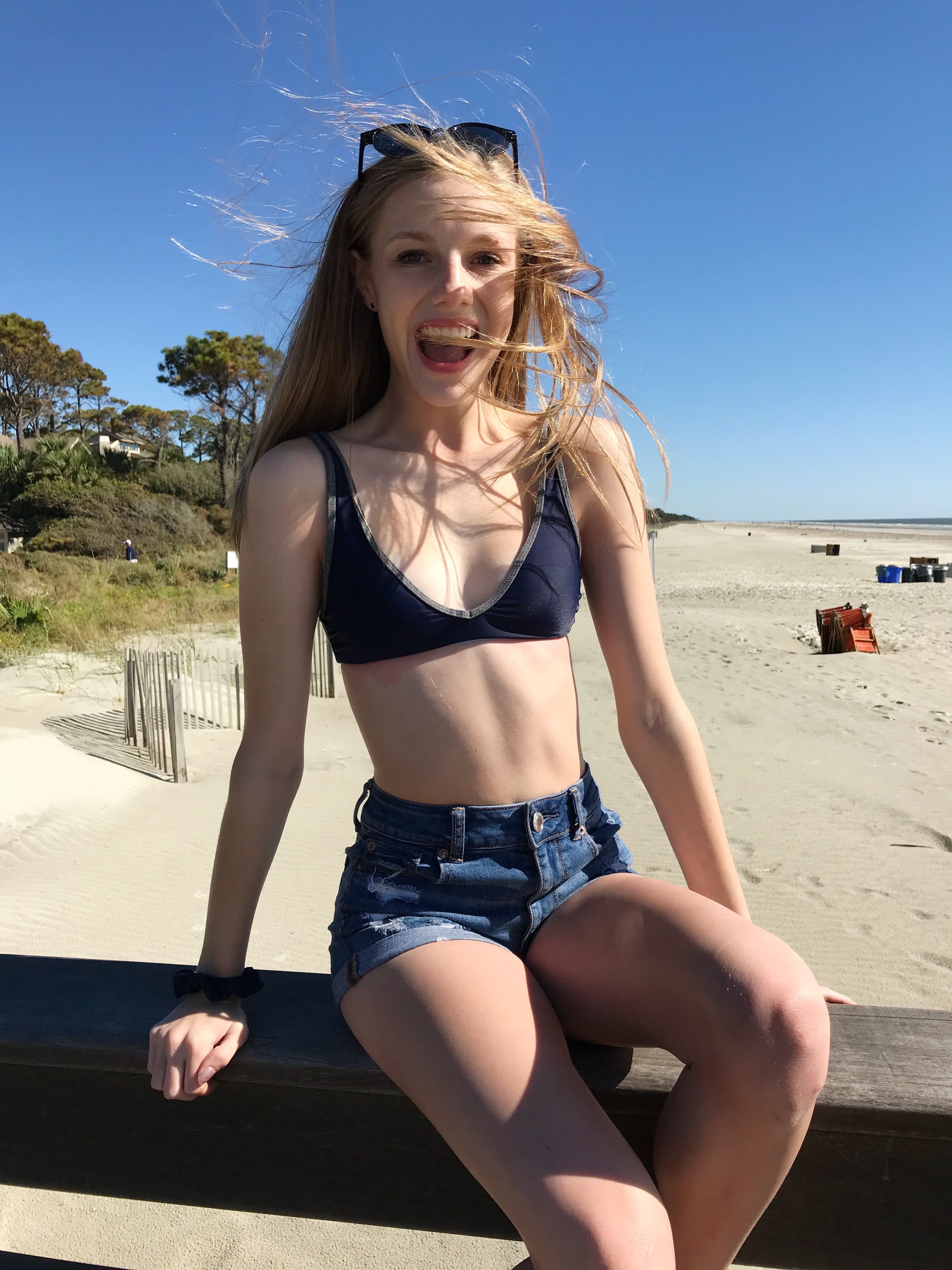 aimee harrold recommends candid beach teens pic