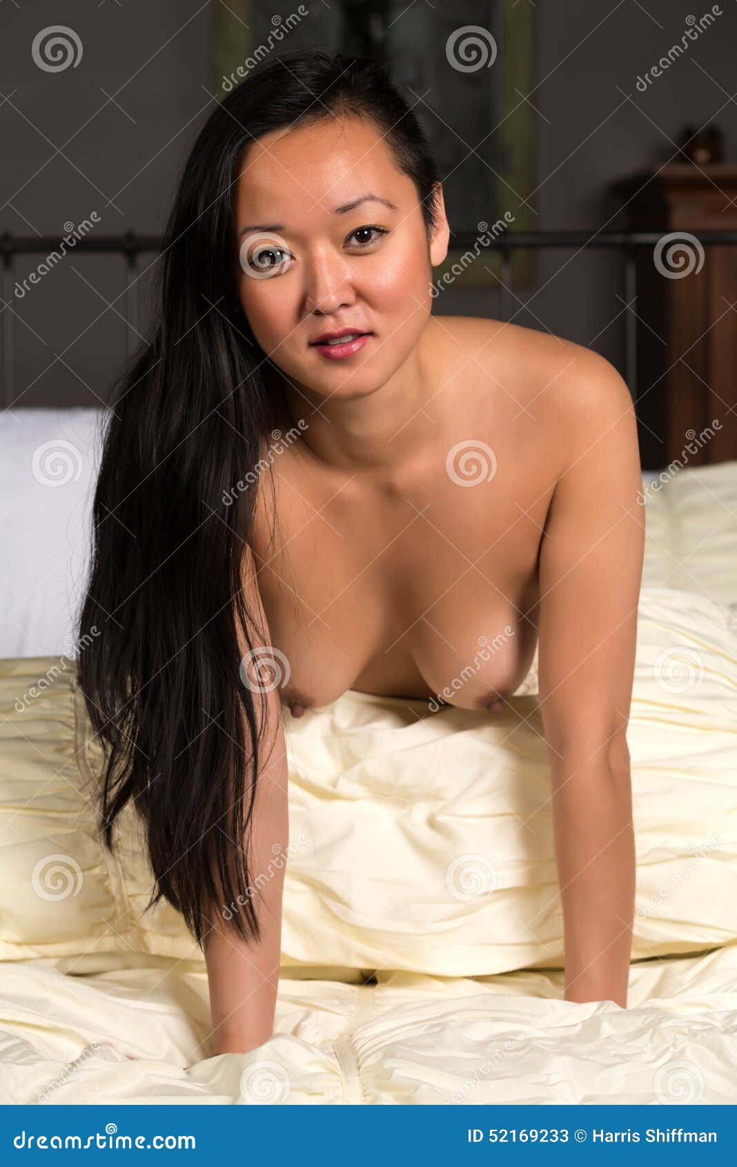 azubuike ndubuisi recommends Naked Korean Women Pics