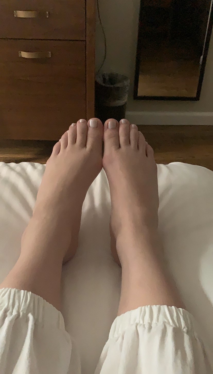 alex lie recommends Daisy Stone Feet