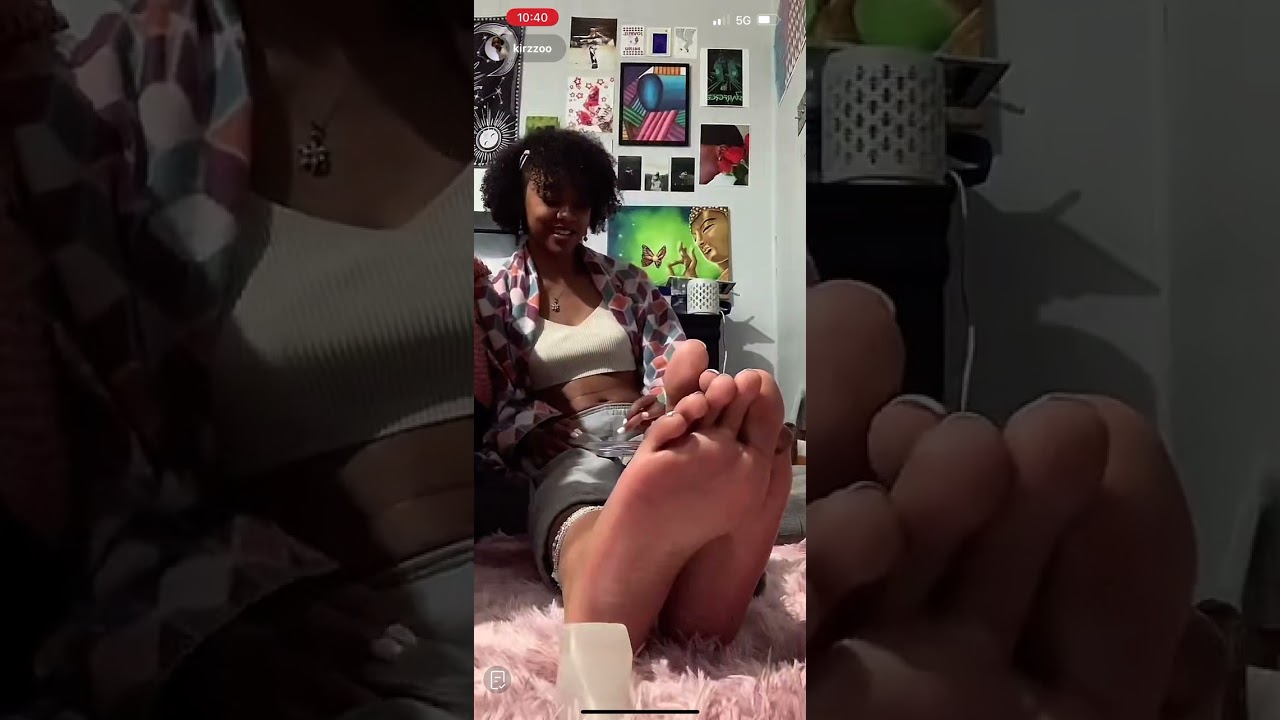 anjum raja recommends Ebony Lesbian Feet Licking