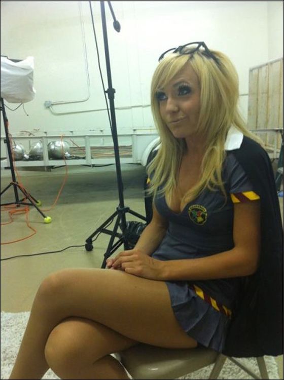 adam kalmbach recommends Does Jessica Nigri Do Nudes