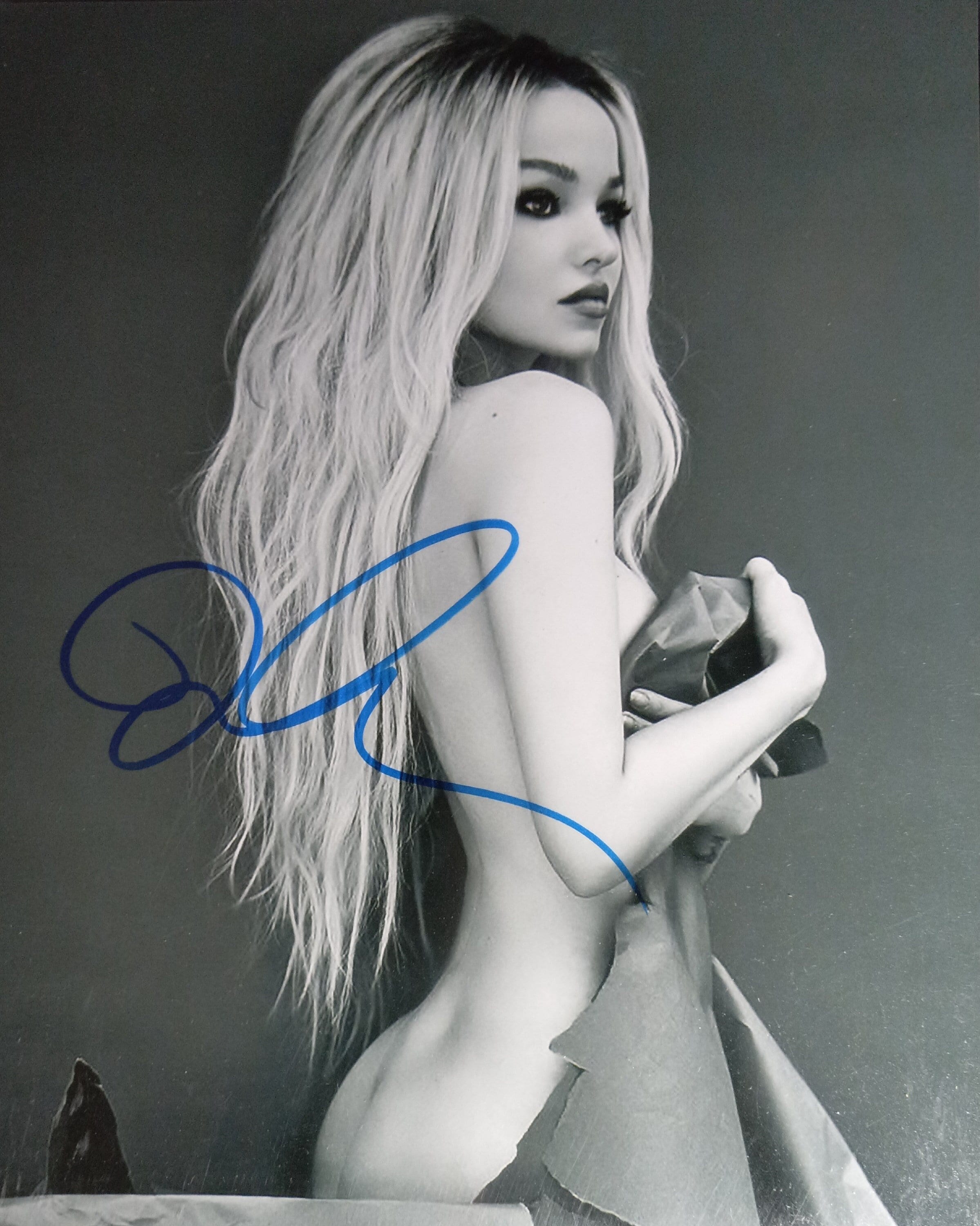benneth canlas recommends dove cameron upskirt pic