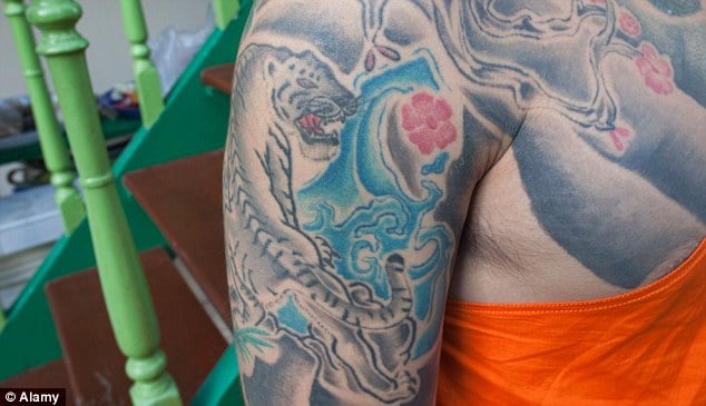 chris mince add photo dragon tatoo on penis