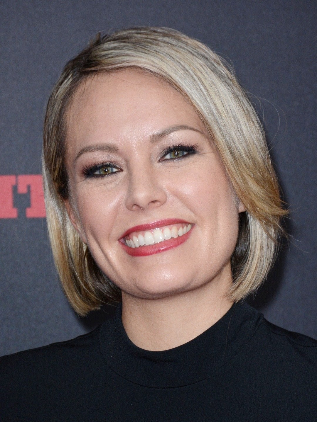 dorian barton recommends dylan dreyer short hair pic