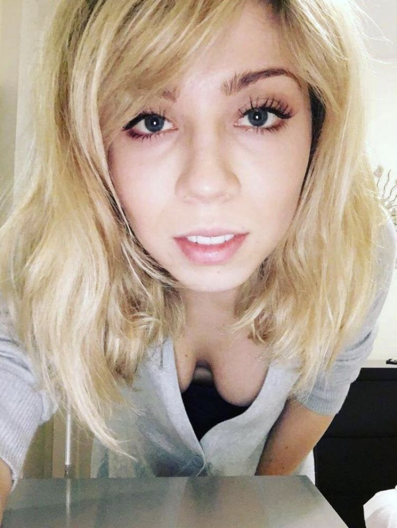 chinmay sankhe recommends Jennette Mccurdy Tit Slip