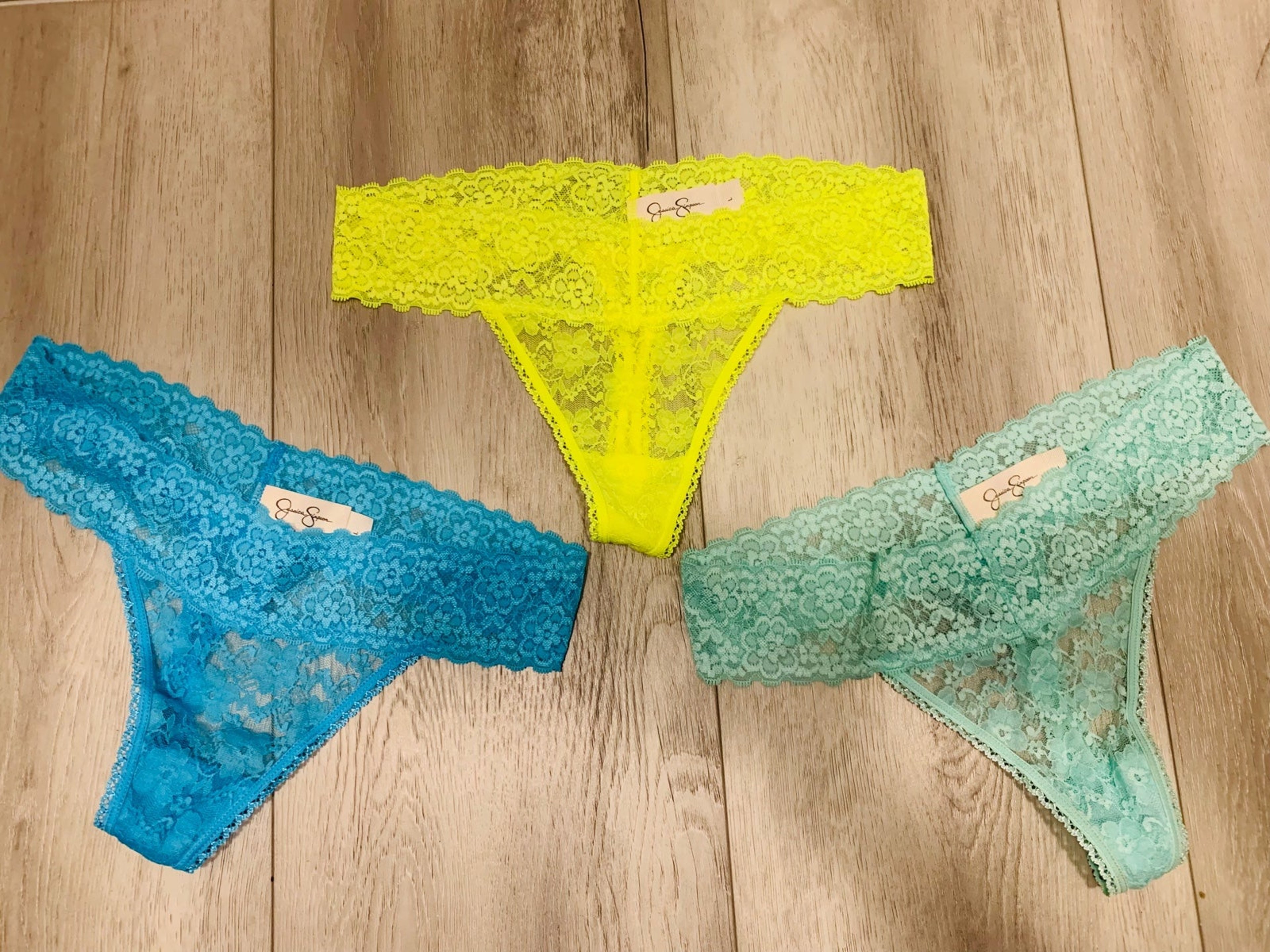 andrea bunk recommends Jessica Simpson G String