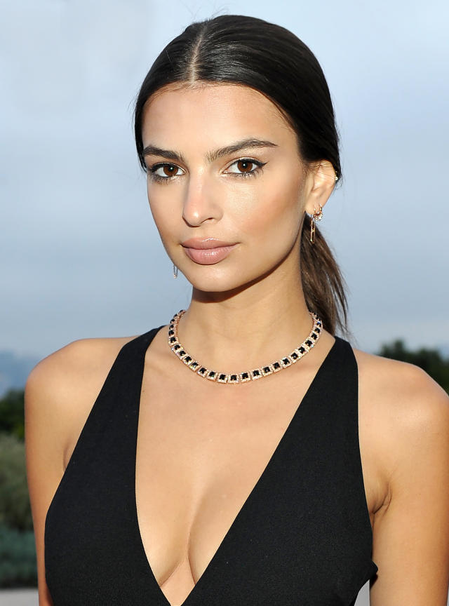 arnold ravelo share emily ratajkowski mexico photos photos