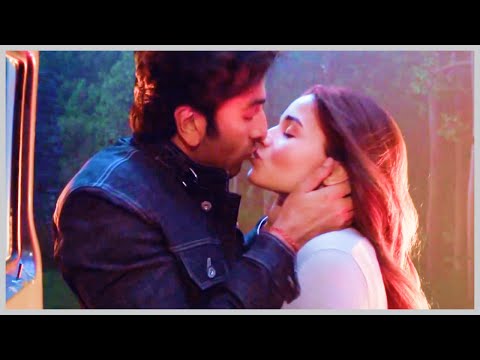 bruce conger add alia bhatt kissing scene photo