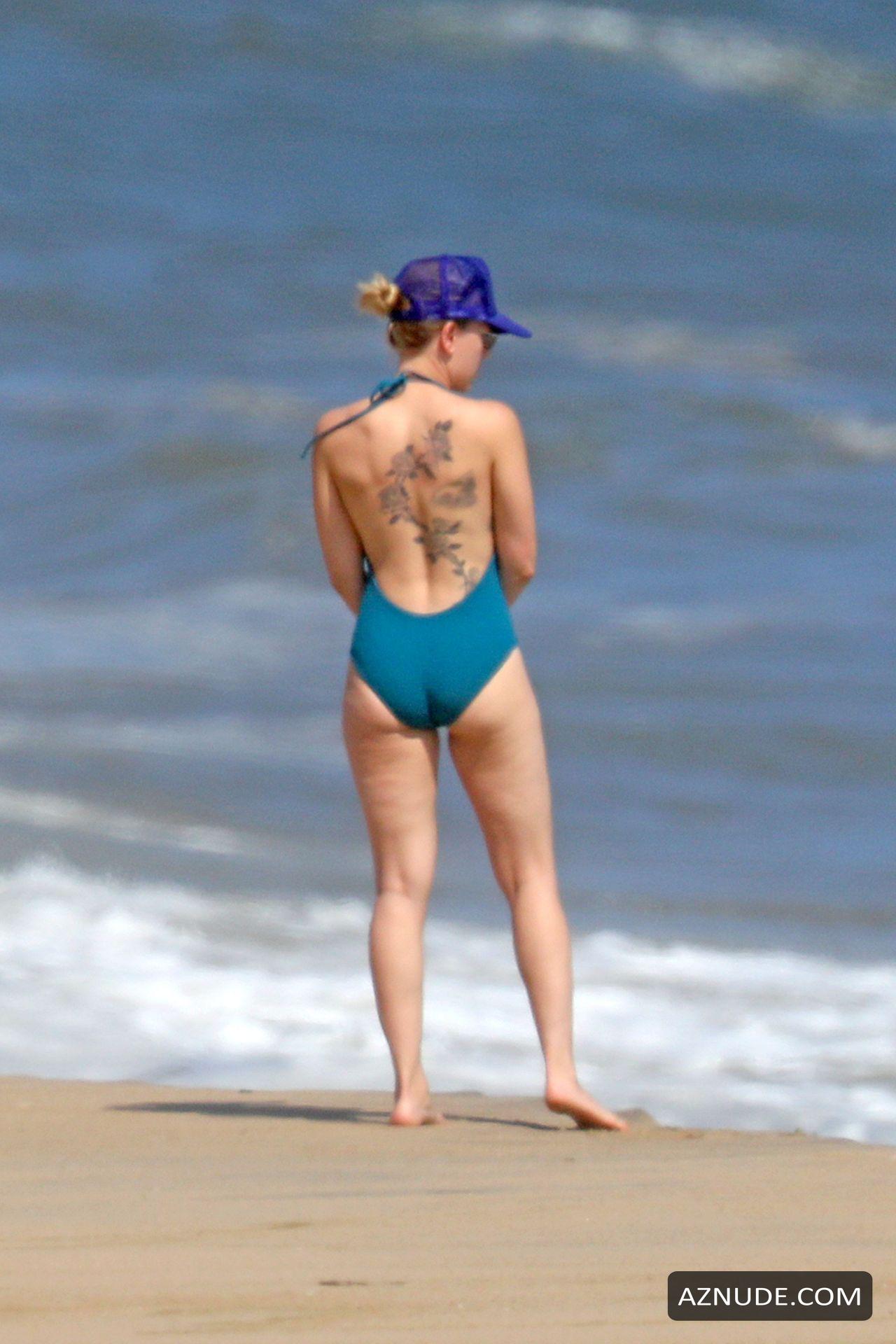 alicia william recommends scarlett johansson nude beach pic