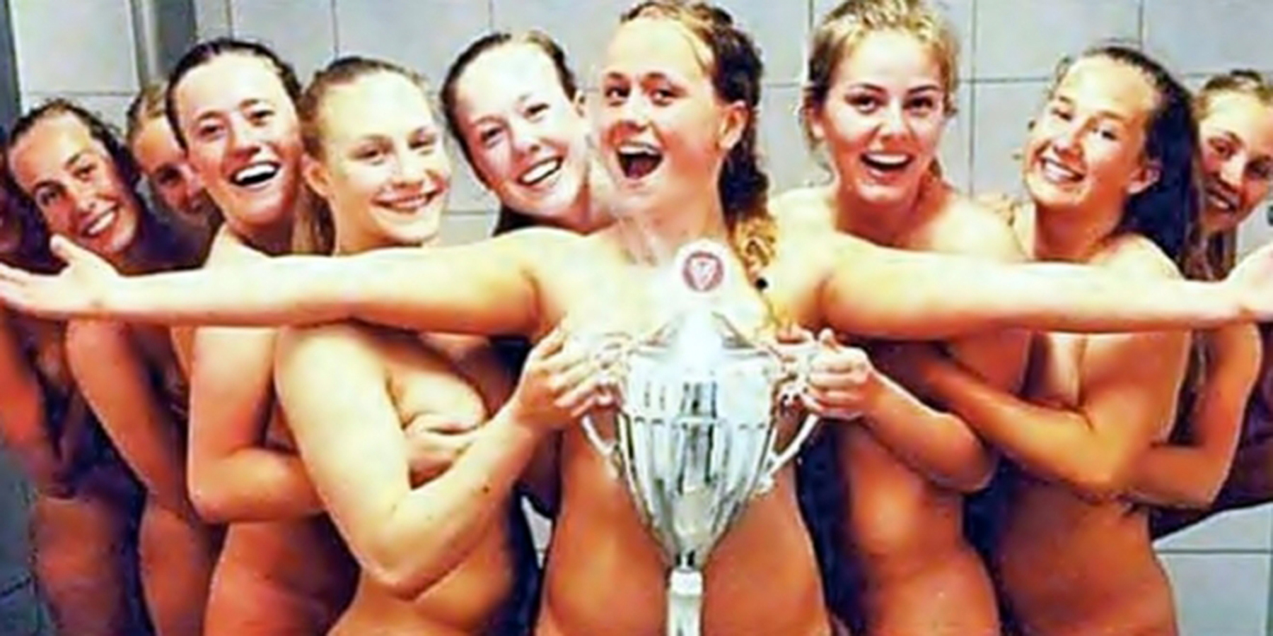 amanda hoodie recommends naked women soccer team pic