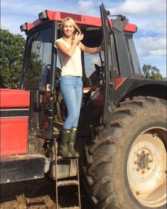 andre walton share sexy farm girl tumblr photos