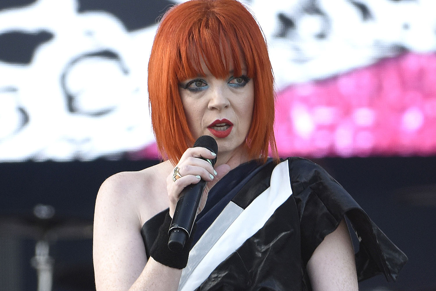 desiree martinez recommends shirley manson nude pic