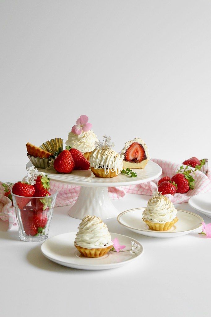 bobby hare recommends strawberry cake and mont blanc pic