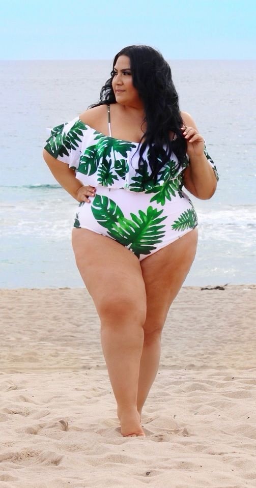 Fat Chic In Bikini bodensee rohrstockerziehung
