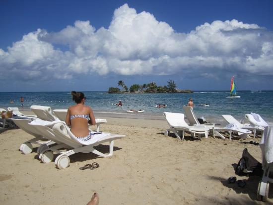 couples tower isle nudist beach