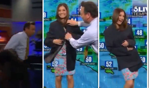 Best of Female newscasters wardrobe malfunctions