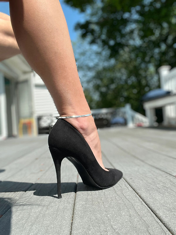 brad ratcliff recommends Hotwife Wearing Anklet