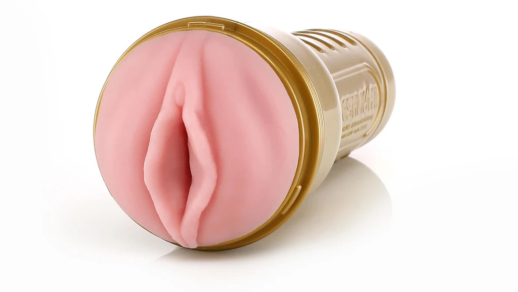 Fleshlight For Small Penis girl lesbian