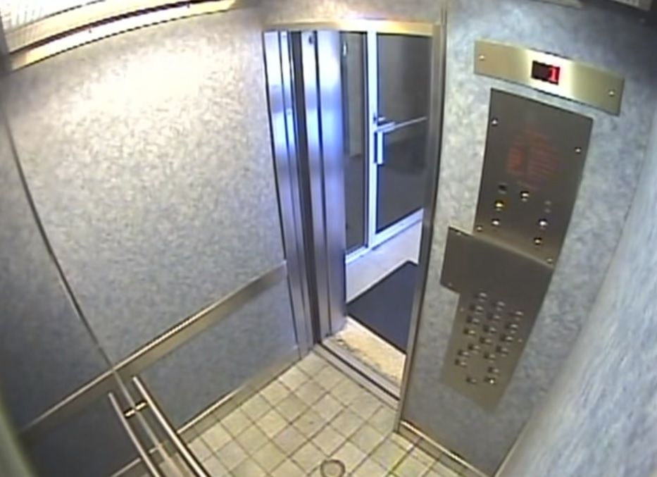 Forced Sex In Elevator downlod meera