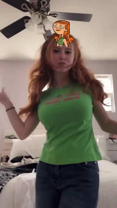 doug greven recommends francesca capaldi boobs pic