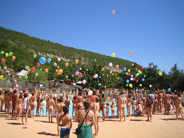 deepa kandasamy share french nudist camps photos