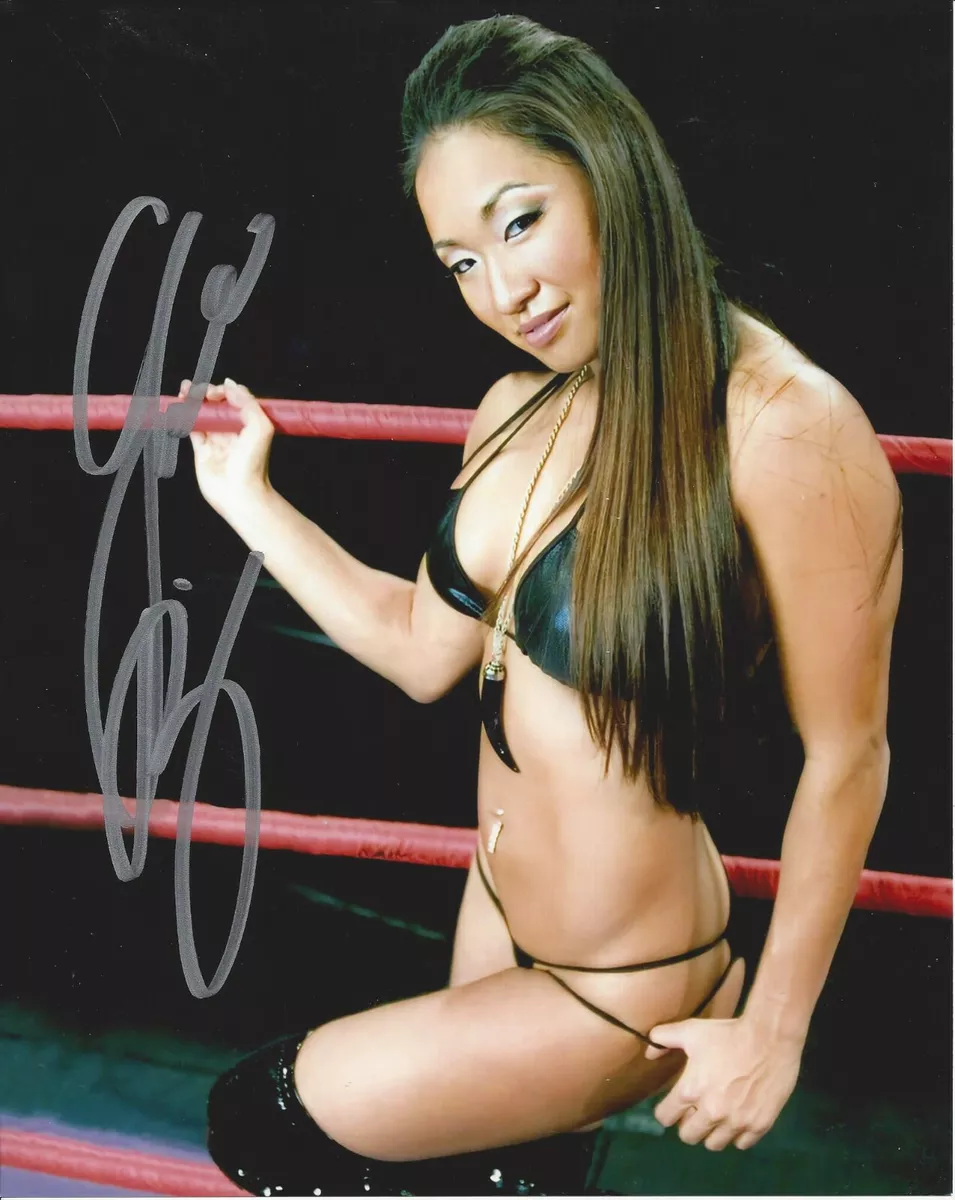 Gail Kim Sexy Pics gets tangled