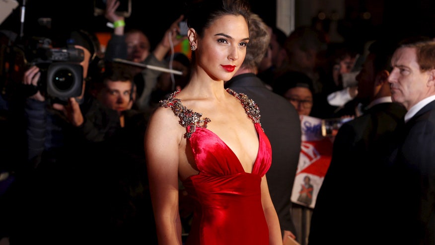 dave platter add gal gadot big boobs photo