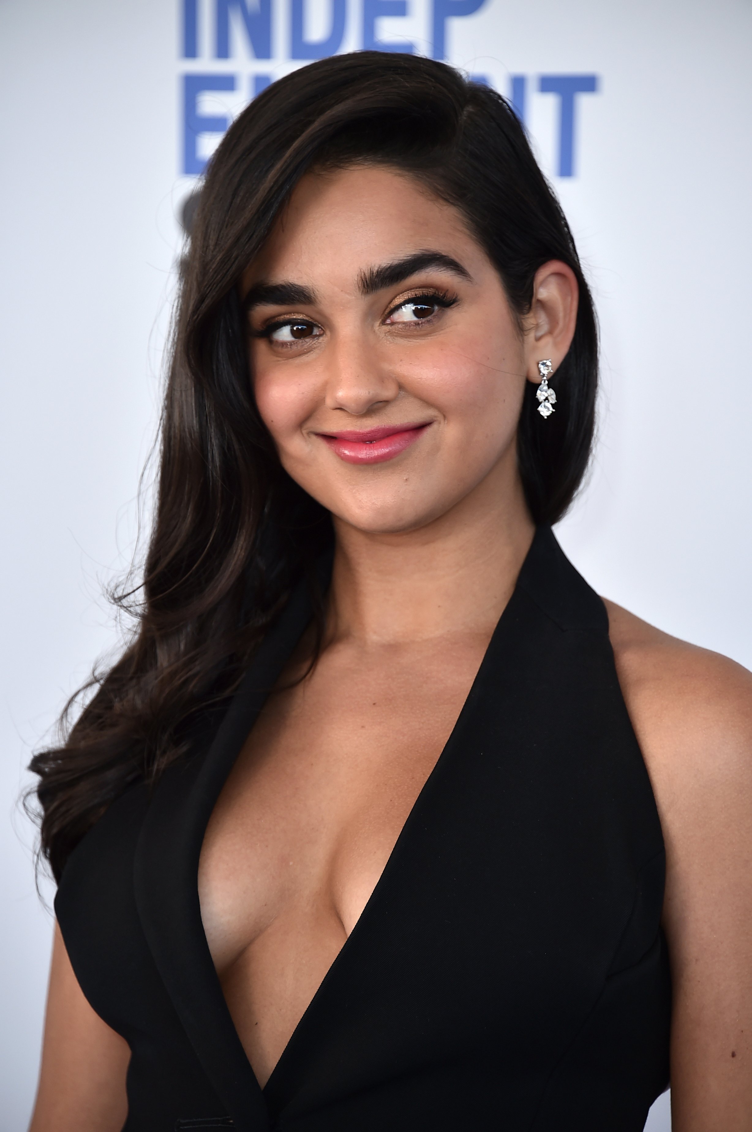 dick church recommends Geraldine Viswanathan Hot