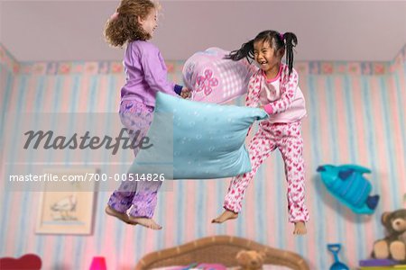 Best of Girls having pillow fights