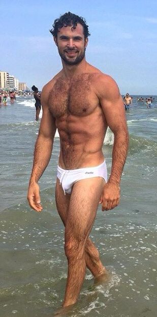 asep andi add photo hairy guy in speedo