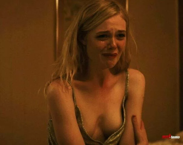 ali althof recommends Has Elle Fanning Been Nude