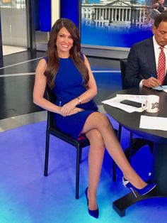 anne renn recommends hot fox news anchors legs pic