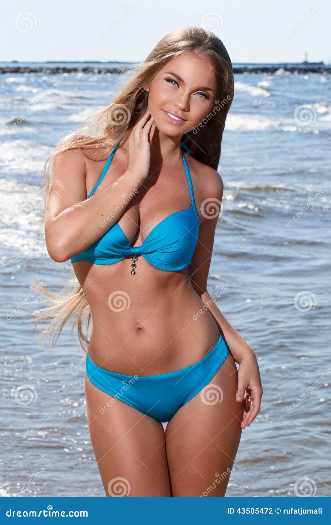 aaliyah el amin add hot girl on the beach photo