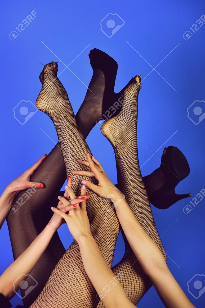 arthur sweet recommends Hot Lesbians In Pantyhose