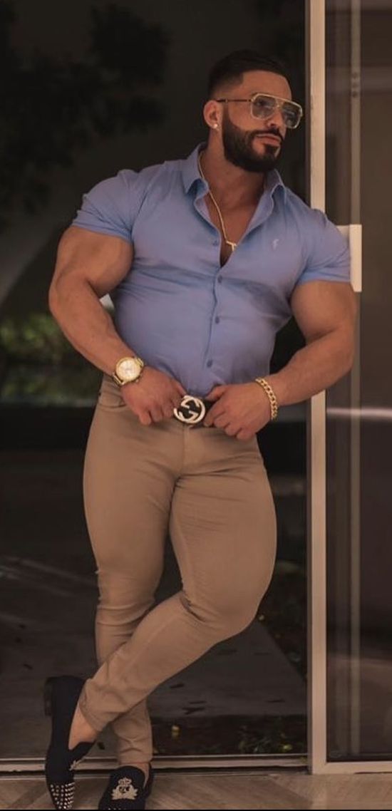 beth phonix share hot men with big bulges photos