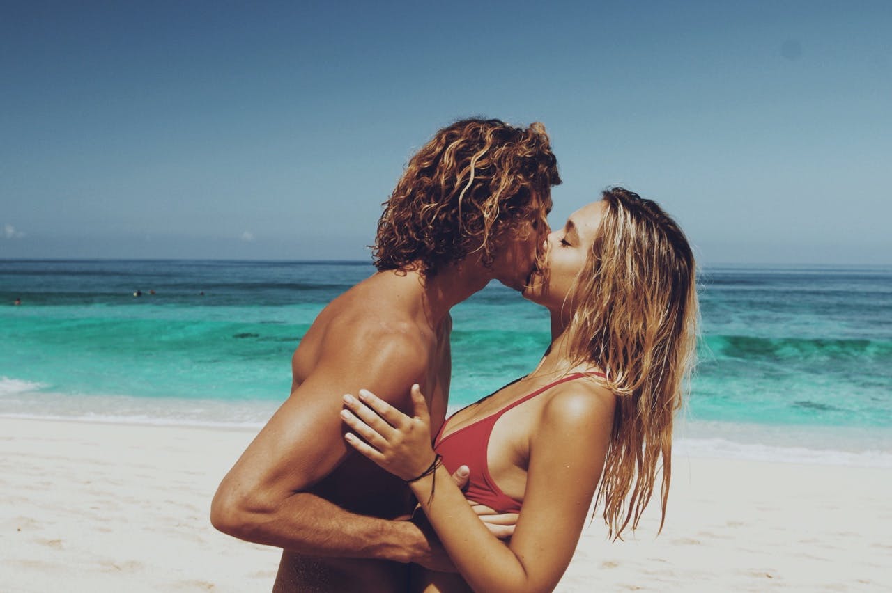 Jay Alvarrez Penis und ficken