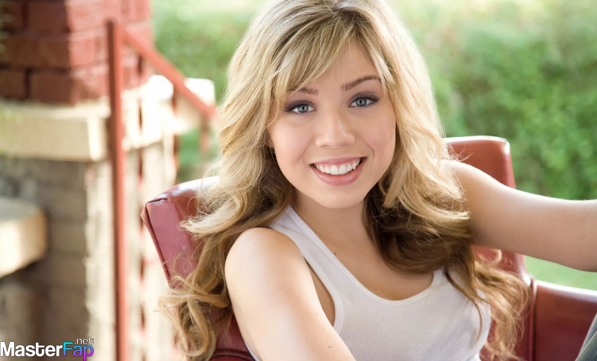 arezoo rezvani recommends jennette mccurdy in porn pic