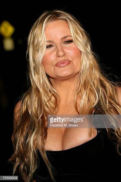 bud kush add photo jennifer coolidge boobs