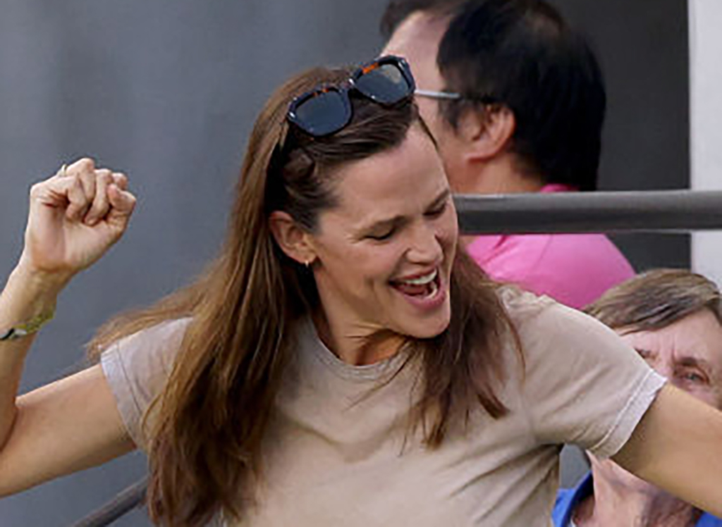 darling fible recommends Jennifer Garner Nipple