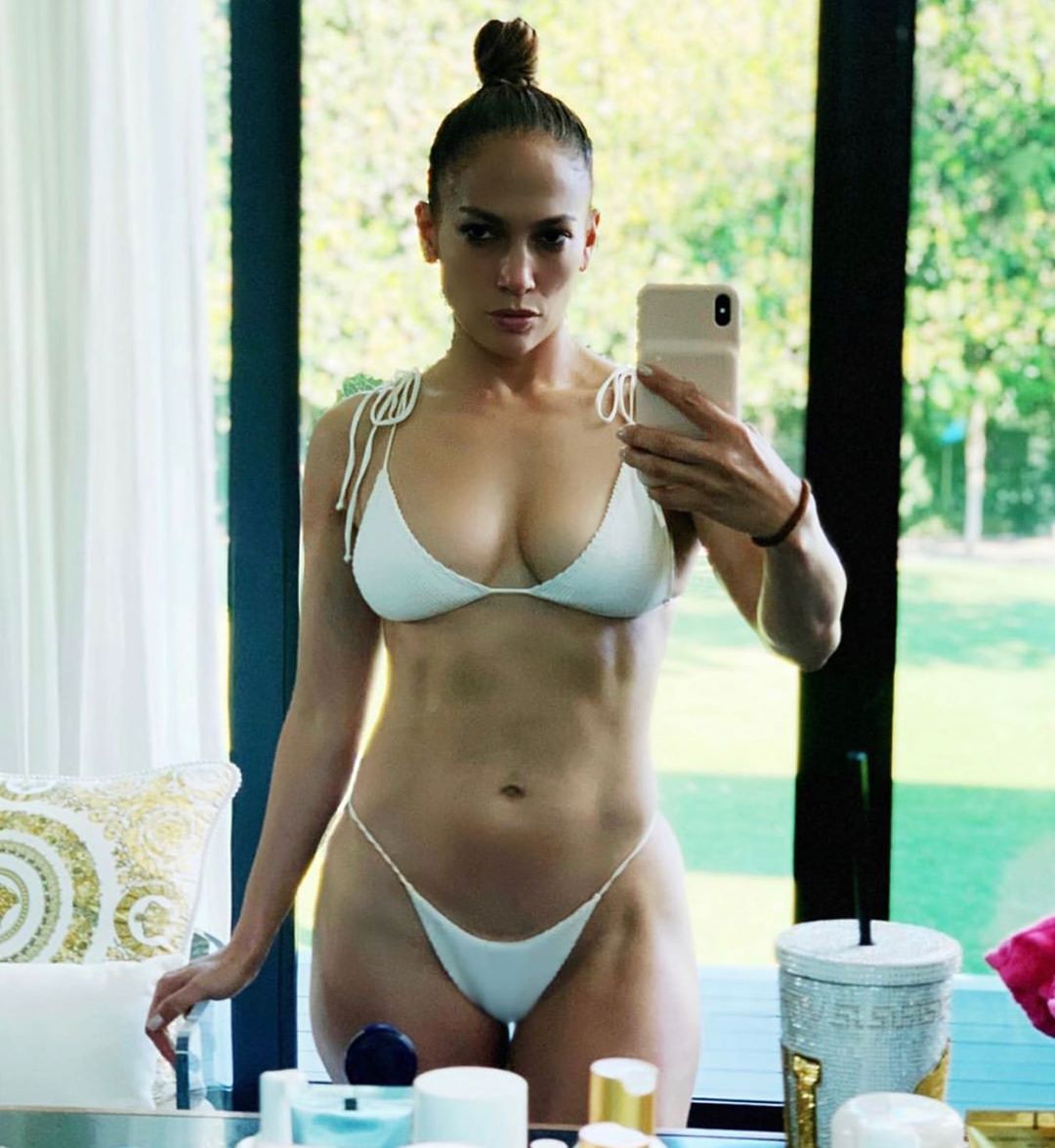 amy brett recommends jennifer lopez the fappening pic