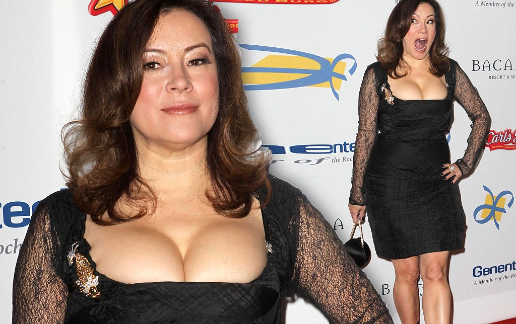 asyraf zainudin recommends jennifer tilly measurements pic