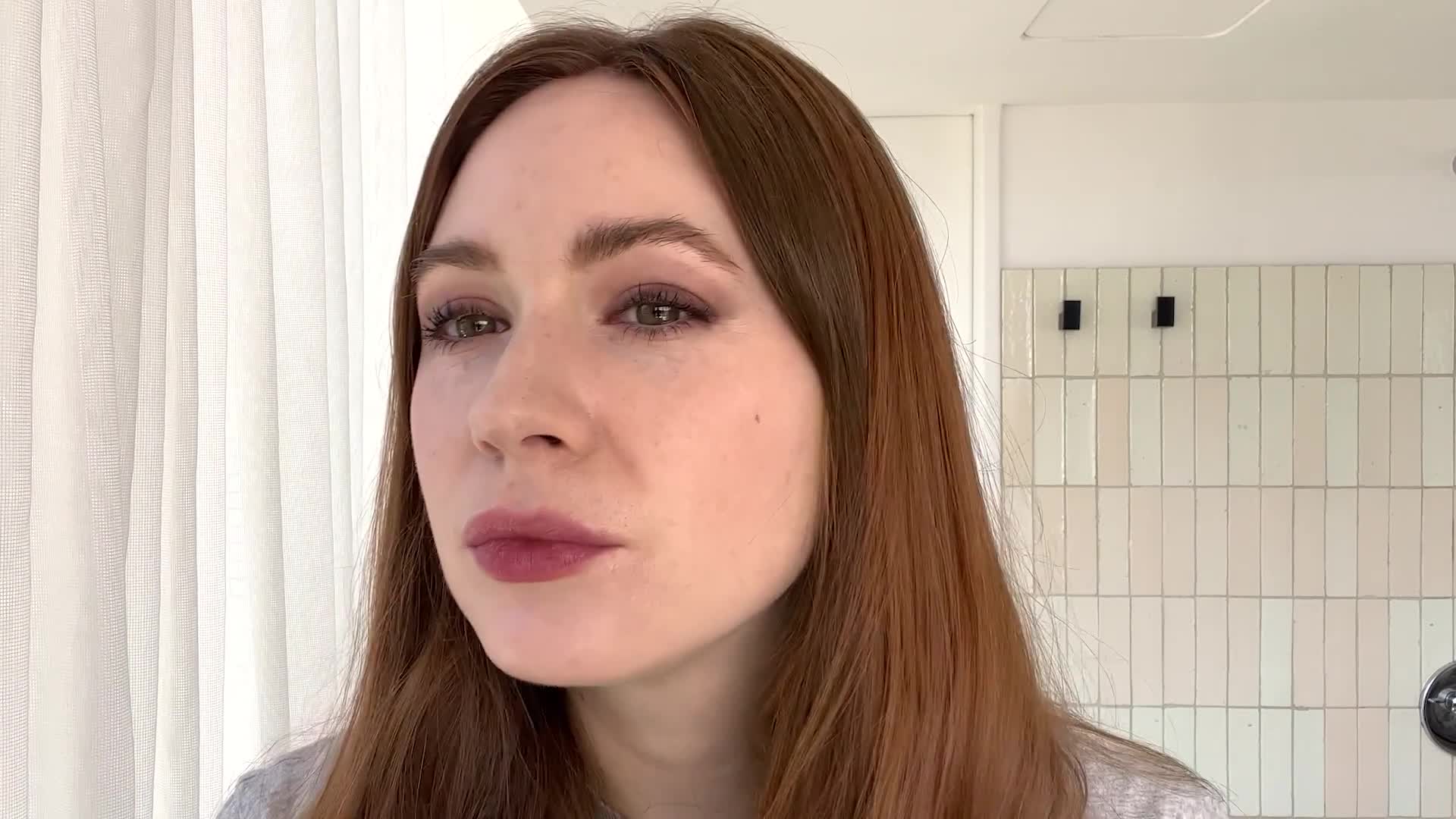 ana amante recommends karen gillan sex video pic