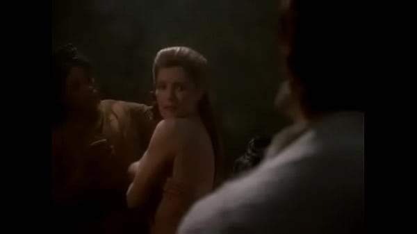 kate mulgrew topless