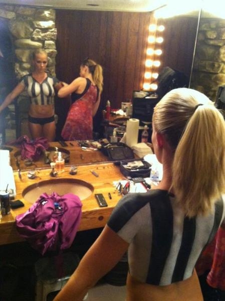 baba ly recommends kendra wilkinson body paint pic