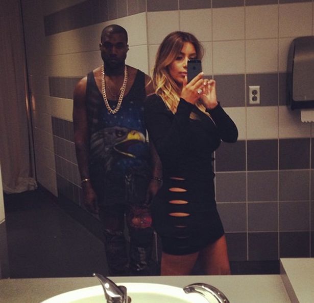 Kim Kardashian Bathroom Selfie Nude of dibella