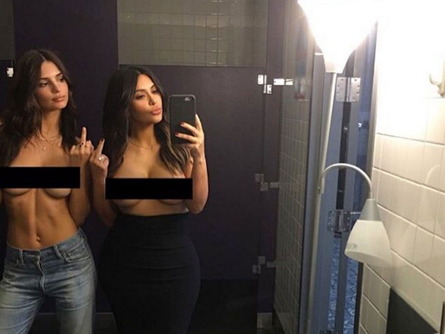 andrew arcuri recommends kim kardashian nude selfie pic pic